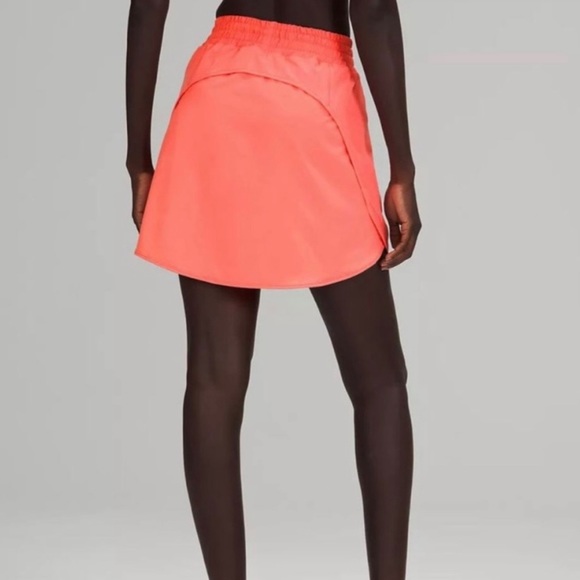 Lululemon Hotty Hot HR Skirt Long Pink Salmon NWT - Picture 6 of 7